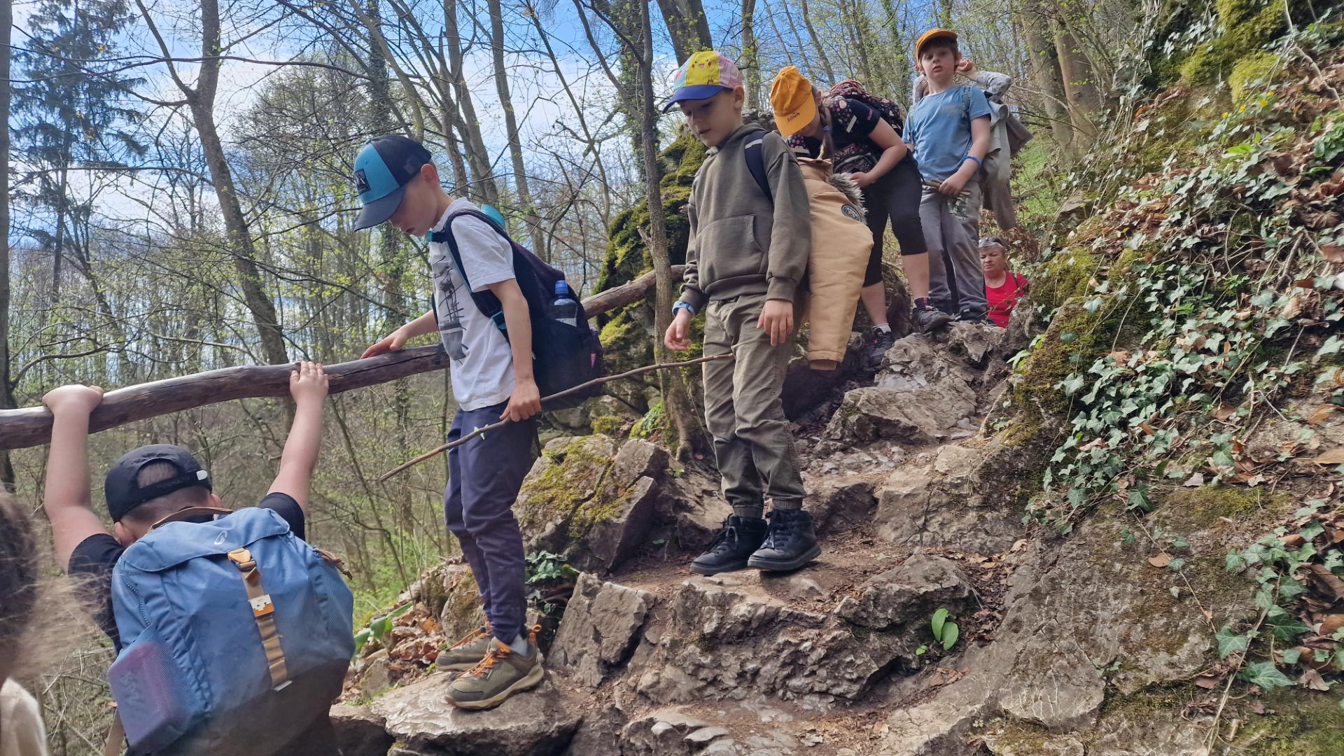 20260418_120113_resized