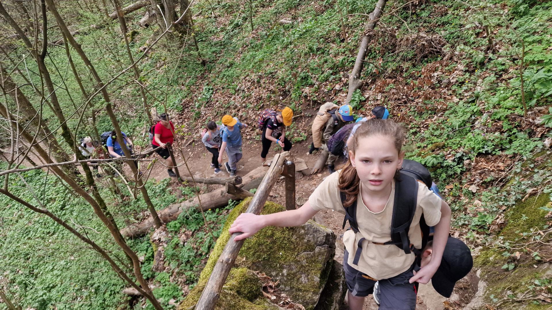 20260418_120039_resized